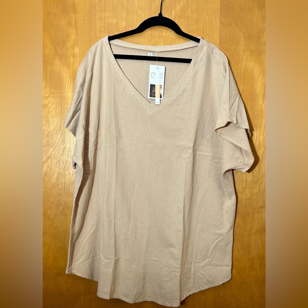 NWT 4XL beige v neck top. 100% cotton but has a linen look and feel. 26 1/2 P2P.